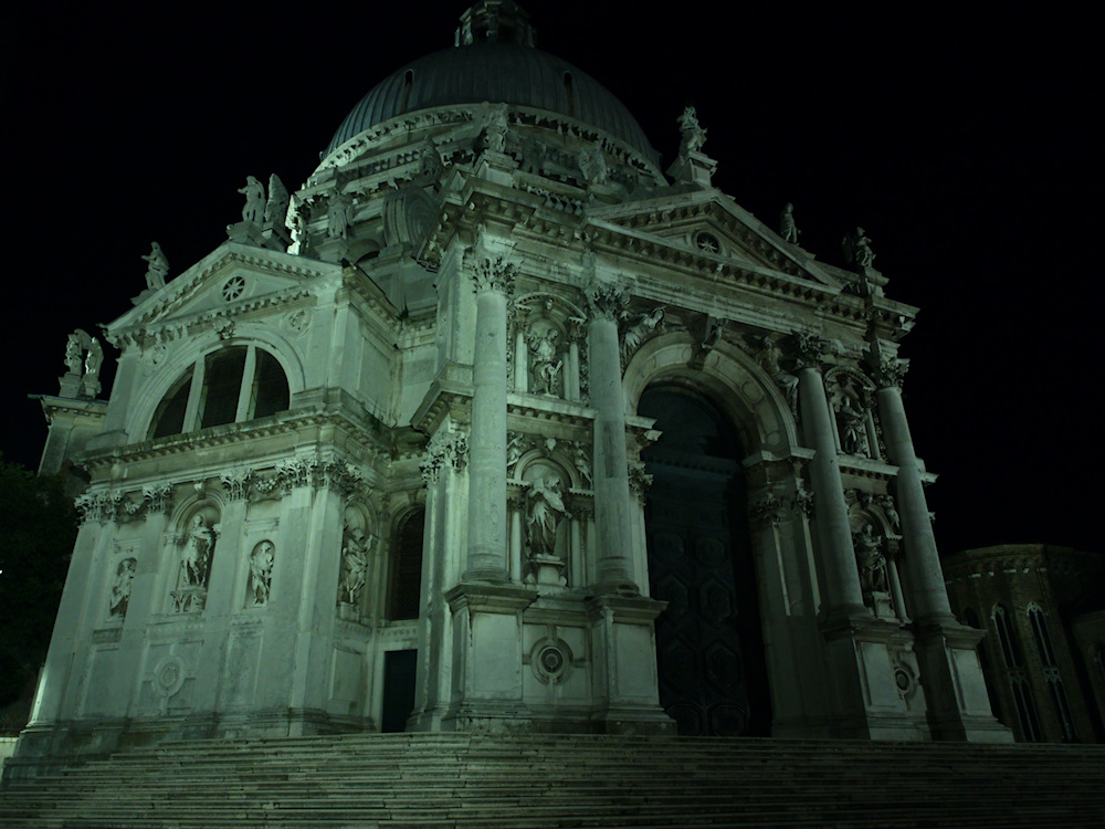201406031611-VENEA286-E-M5.jpg OLYMPUS IMAGING CORP. E-M5 Italia, Italija, Italy, Santa Maria della Salute, Venecija, Veneto, Venezia, Venice, naktis, night